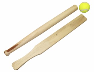 HOME It® brännbollspel med tillbehör i trä